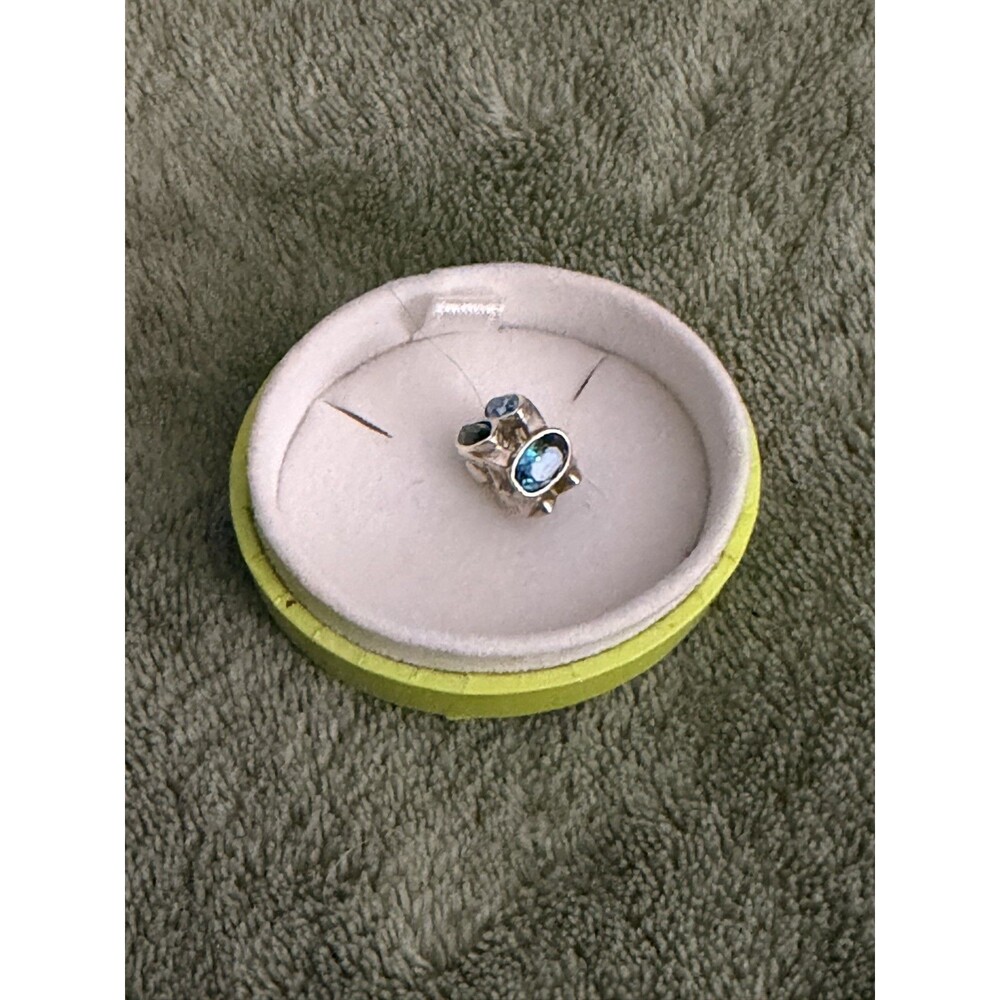 Chamilla Majestic Blue Ovals Bead Swarovski Crystals Charm